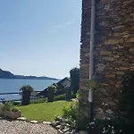 Holy ベッド・アンド・ブレックファスト